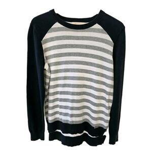 Michael Kors Women's Medium Sweater Gray White Striped With Navy Sleeves Summer